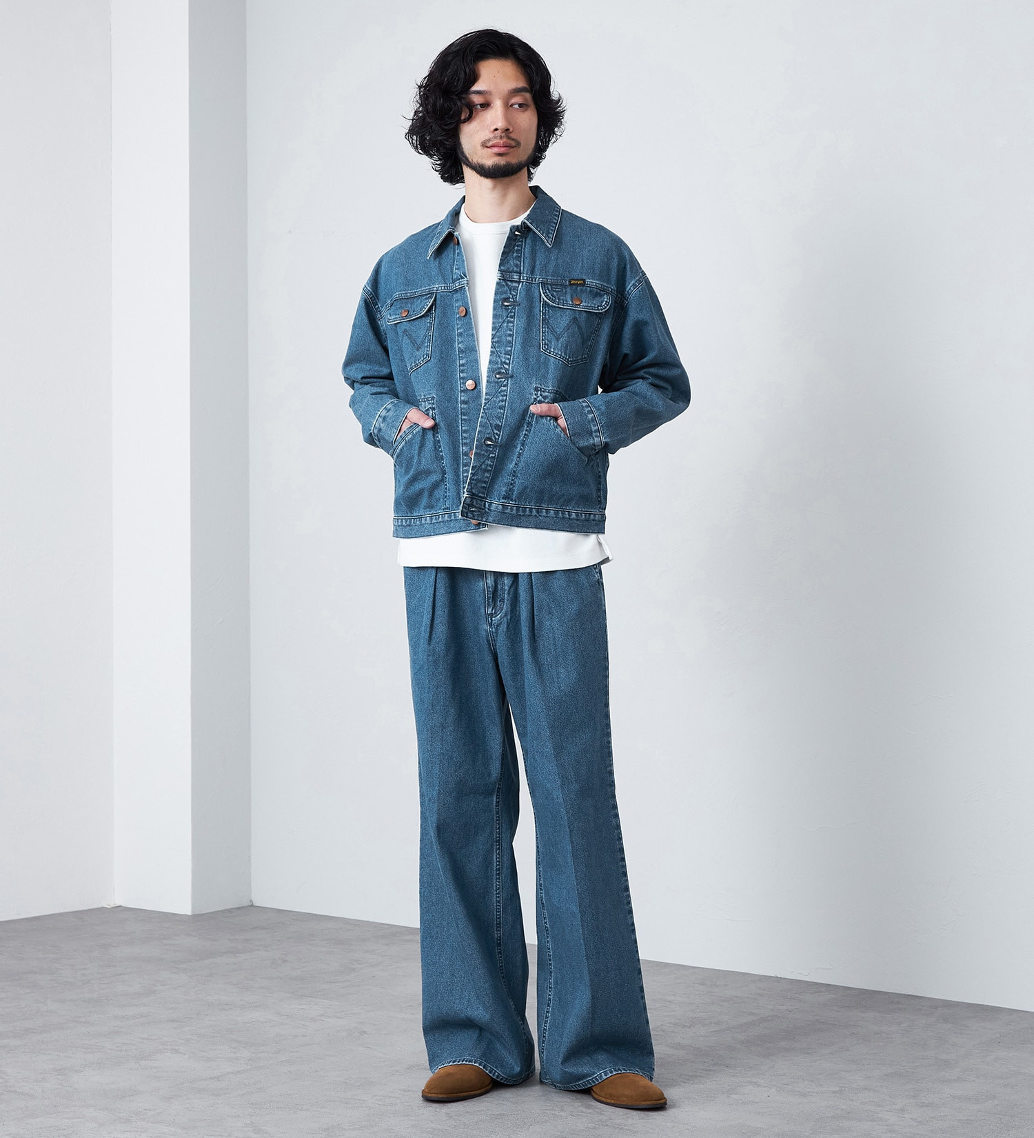 EDWIN セットアップ　デニム風光沢あり 人気の「P.S.FA×EDWIN®」コラボセットアップシリーズ 『デニム調ニット